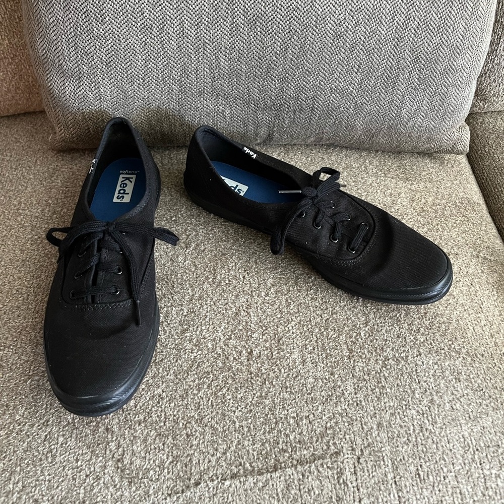 Keds Women's Champion Canvas Black/Black Shoe WF24700 Size 8.5